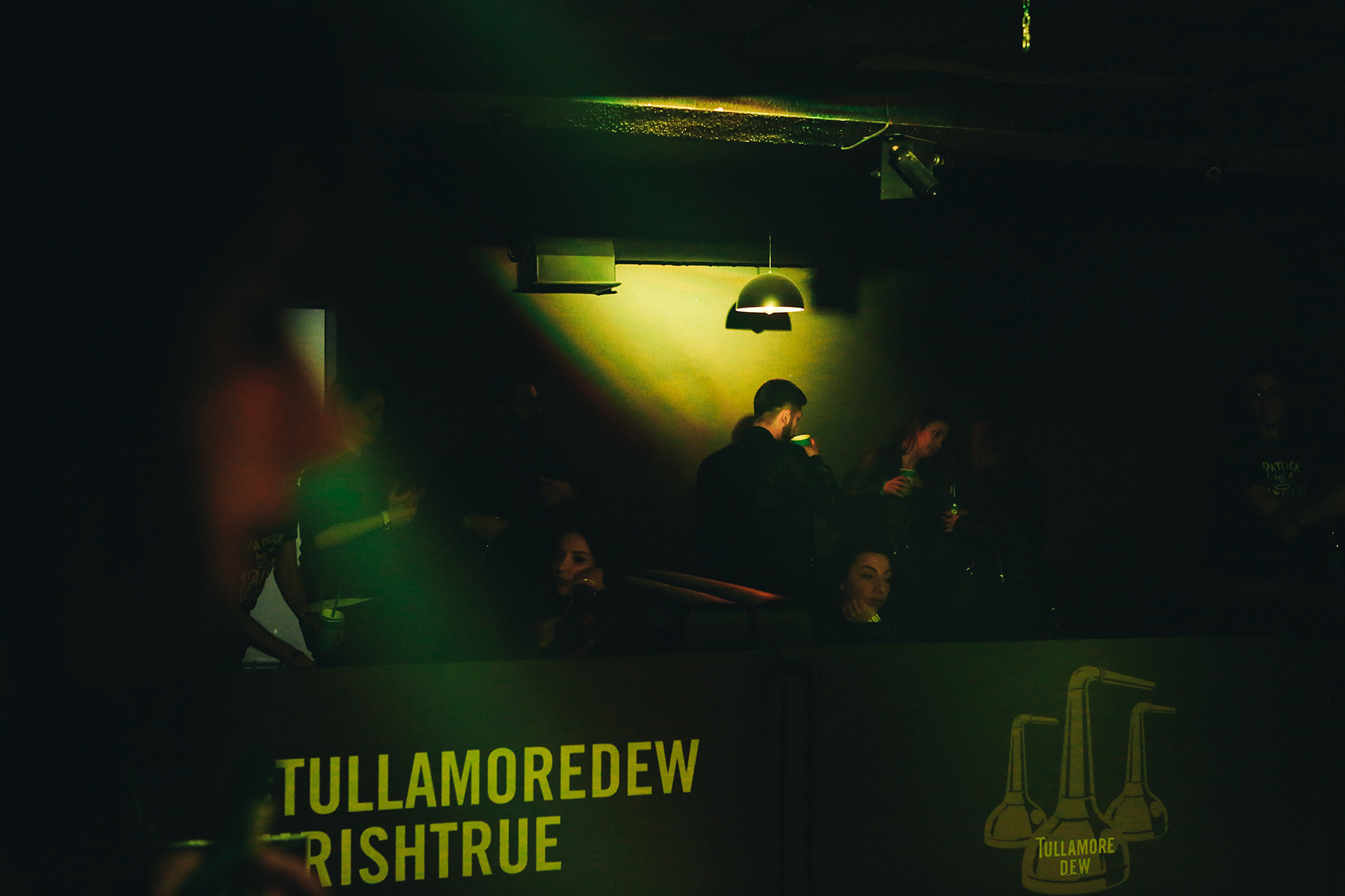 IRISH TRUE BY TULLAMORE D.E.W.